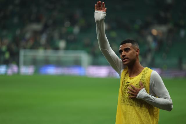 Yabo Sports-国足名单解析：大换血迎生死战 寻“枪”没有意外