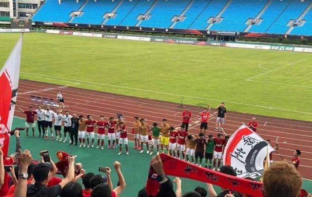 广州队换帅取首胜 艾菲尔丁回归：恨不得马上比赛