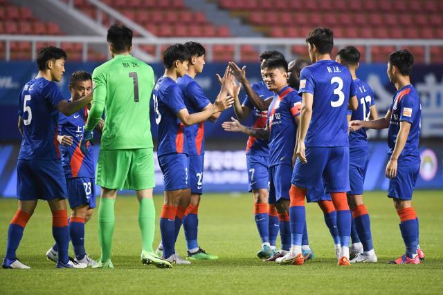 【中超】巴索戈闪击曹赟定1v5破门 申花2比2平长江